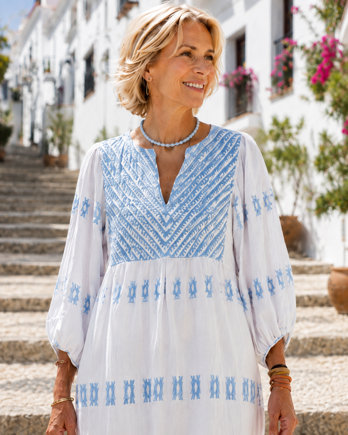 Robe Cyclades — Broderies exclusives, liberté totale